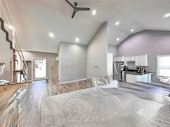 open concept vaulted ceiling