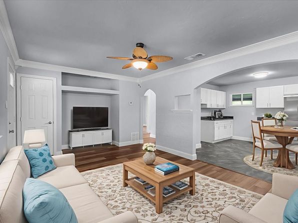 Home for Sale in Arlington TX