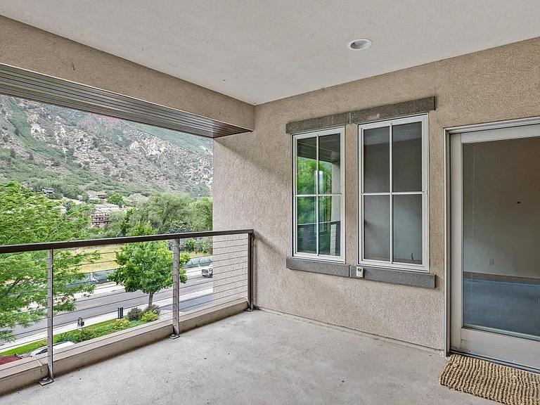 2520 S Grand Ave #3-A-302 — Photo 24
