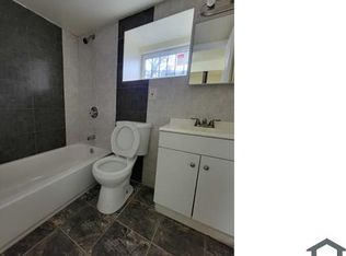 15 Ferdinand St #1, Newark, NJ 07103