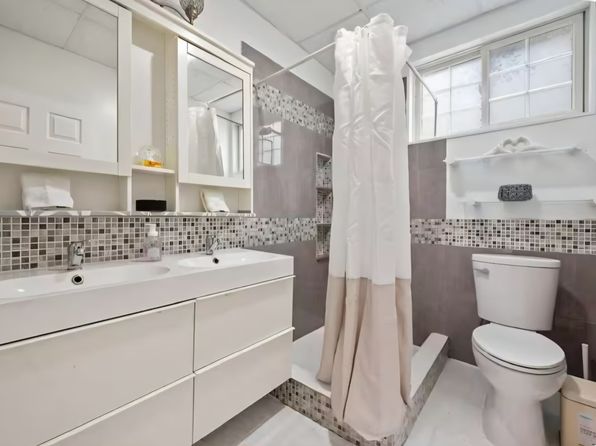 (undisclosed Address)