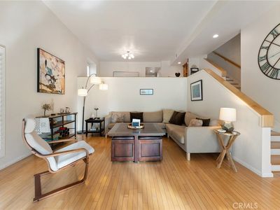 15175 Magnolia Blvd Unit A, Sherman Oaks, CA, 91403