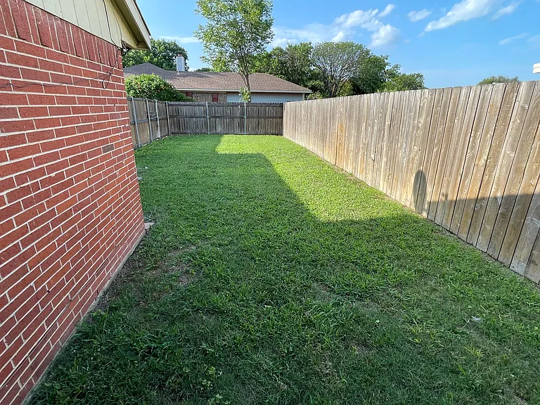 2009 Santa Anna Dr #2009 — Photo 15