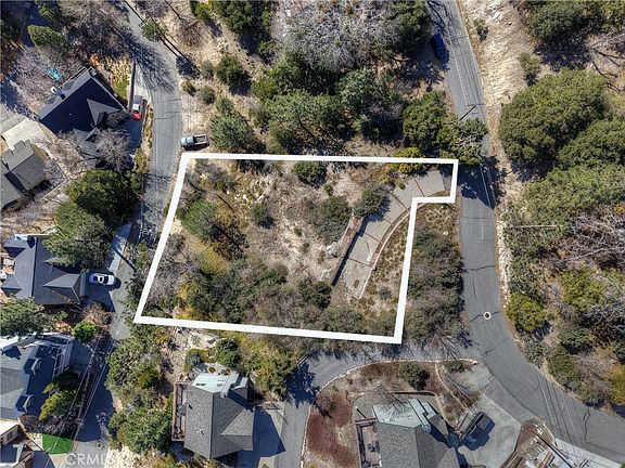 3rd image of 841 Madera Ln #228