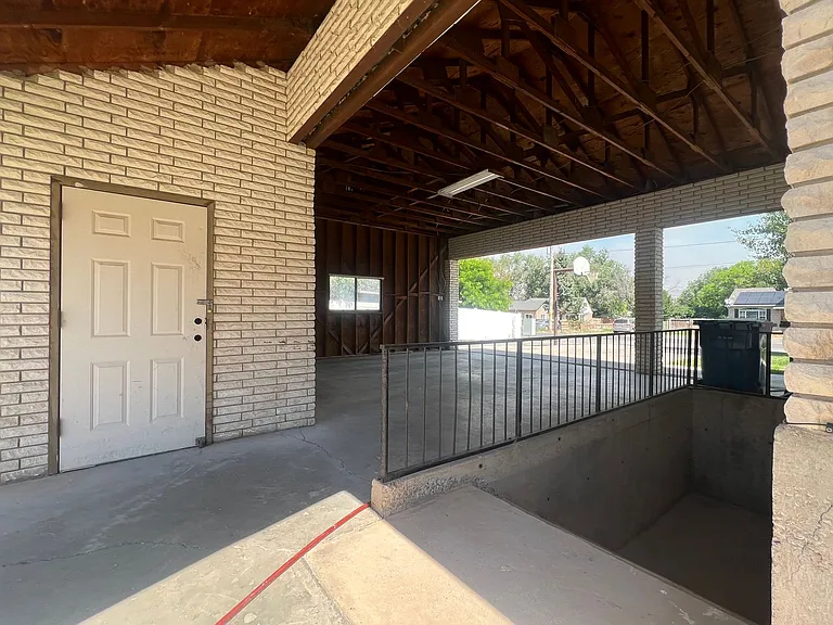245 W 100 N — Photo 17