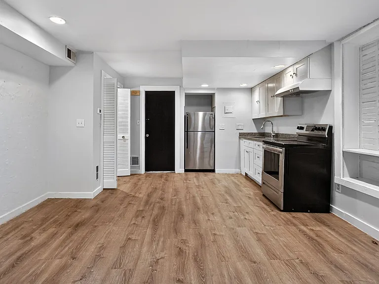 166 Park St #168 — Photo 5