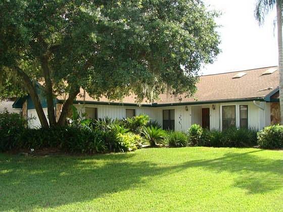 1st image of 14923 Lake Forest Dr