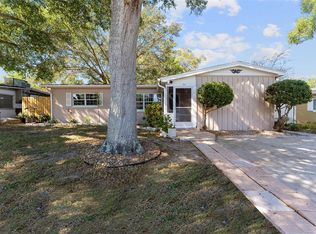 1070 2nd St SW, Largo, FL 33770