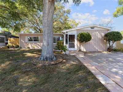 1070 2nd St SW, Largo, FL, 33770