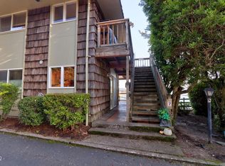 1212 SW Lee St APT 8, Newport, OR 97365