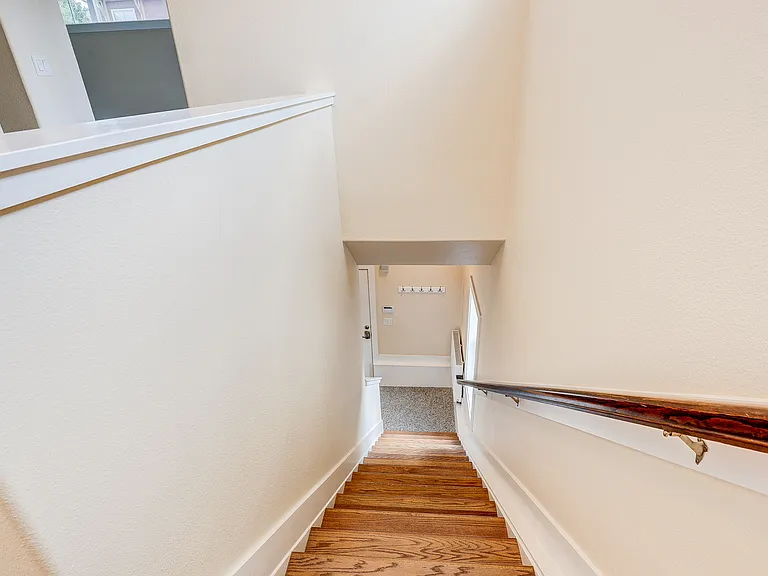 3180 N Fulton St — Photo 10