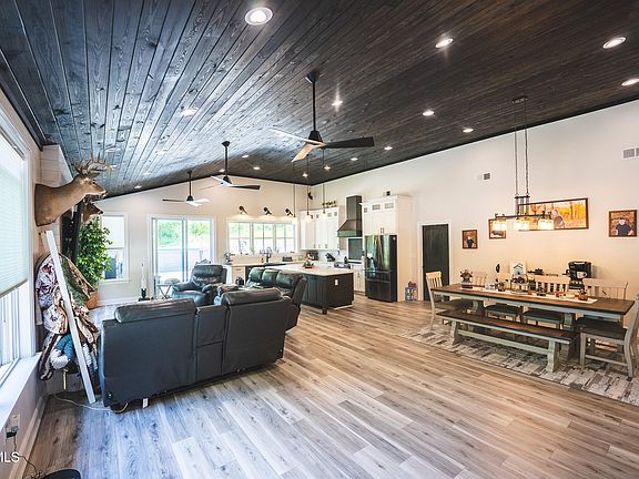 29th image of 622 Earls Hollow Rd