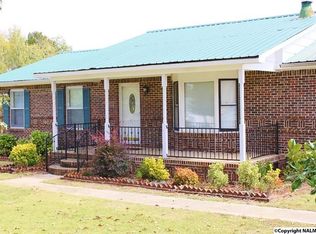 855 Walnut Grove Rd, New Market, AL 35761