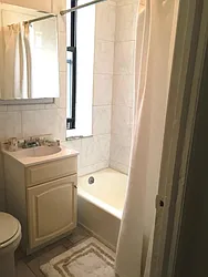 Rented by La Seven Inc.