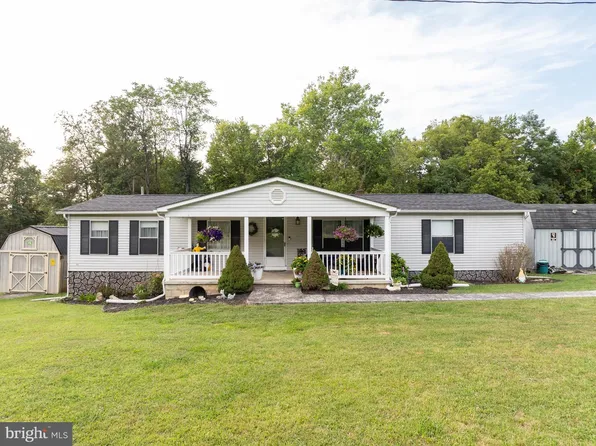 55 Frances Dr, Martinsburg, WV 25404