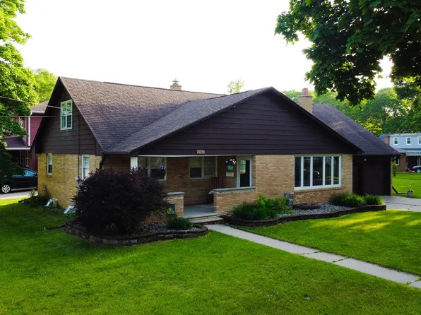 1313 Biemeret St, Green Bay, WI 54304