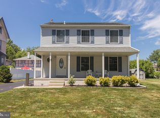 11 E Ridley Ave, Ridley Park, PA 19078