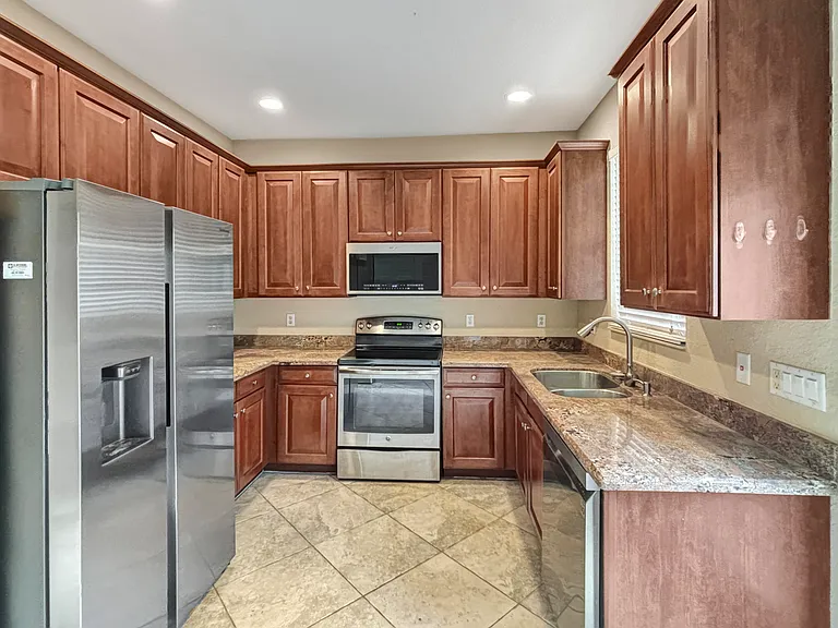 179 E Bay Cedar Cir — Photo 10