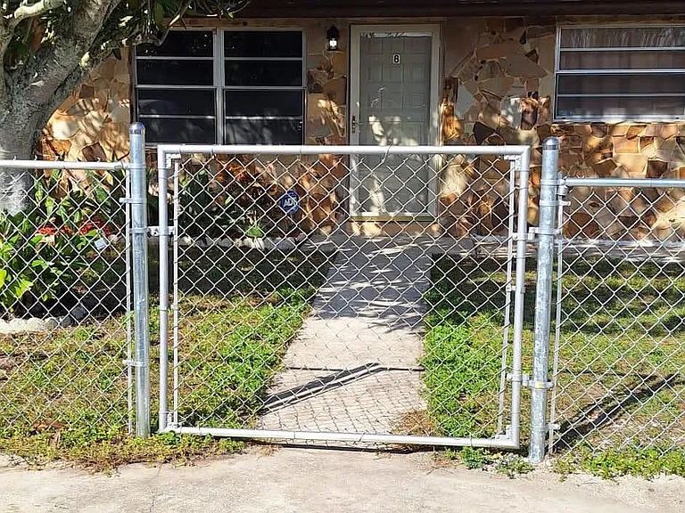 8 W Raymond St — Photo 22