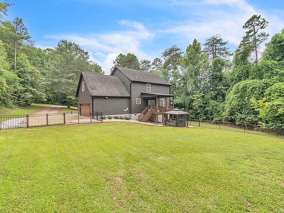4th image of 412 Lakecrest Dr