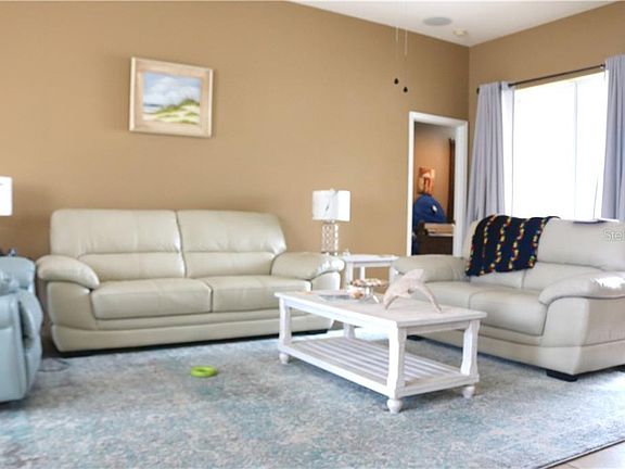 3rd image of 14327 Beauly Cir