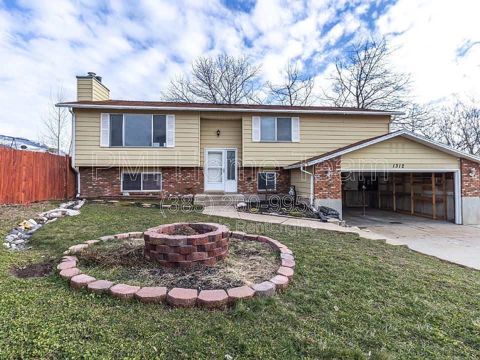 1st image of 1312 Roger Cir