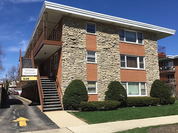 4th image of 5440 W Windsor Ave APT 3B
