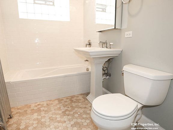 4th image of 4836 N Paulina St #4838-3E