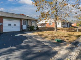 44B Yorktowne Pkwy, Manchester Township, NJ 08759
