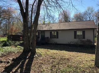 2555 Piney Grove Rd, Kernersville, NC 27284