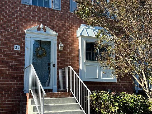 2nd image of 34 Open Gate Ct