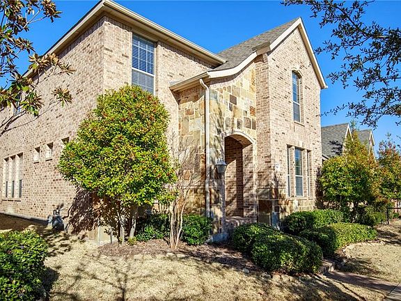 2nd image of 7905 Creek View Dr