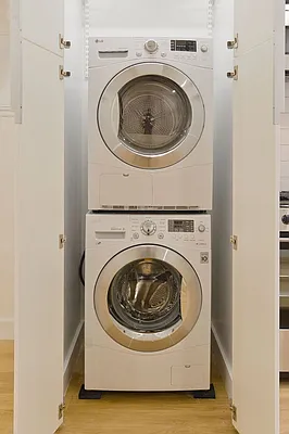 Rented by REAL New York | media 115