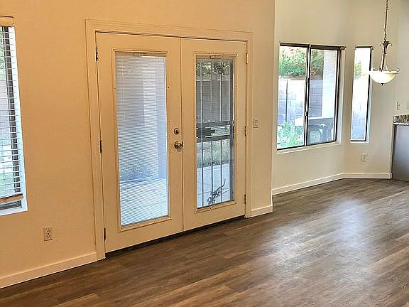 5th image of 6427 W Desert Hollow Dr