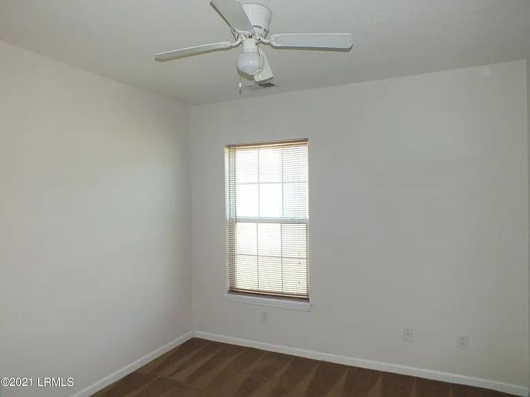 255 Colony Dr — Photo 17