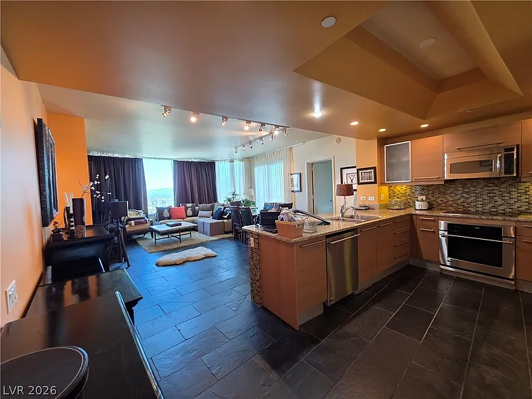 322 Karen Ave #2301 — Photo 9