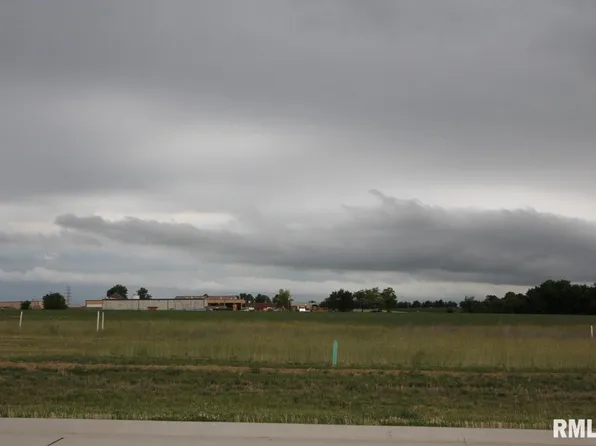 6521 W Ironwood Dr, Edwards, IL 61528