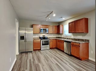 2322 King Malcolm Ln, Zebulon, NC 27597