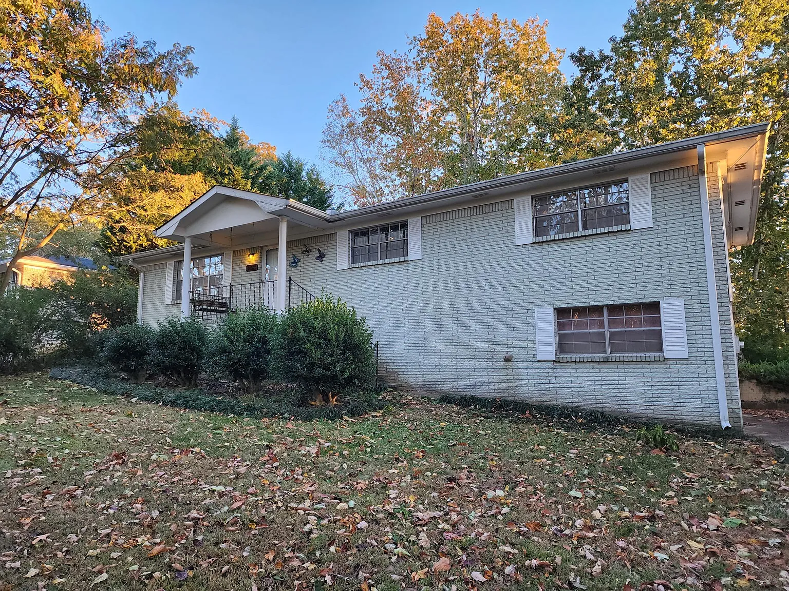 3 bed, 2.5 bath, 1375 sqft, $1,850 — Photo 1