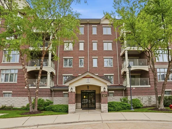 425 Village Grn Unit 510, Lincolnshire, IL 60069