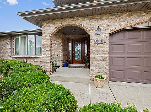 2nd image of 13008 Finch Ct