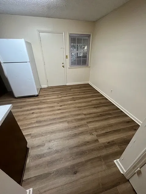 2 bed, $950 — Photo 4