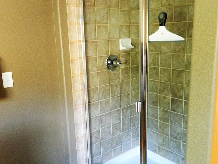 192 Robin Dr — Photo 15