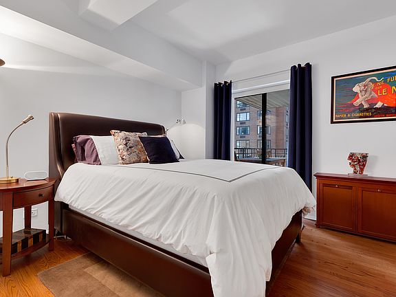 5th image of 43 W 61st St APT 14D