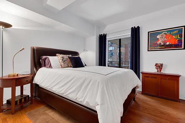 Sold by Cooper & Cooper Real Estate | media 5