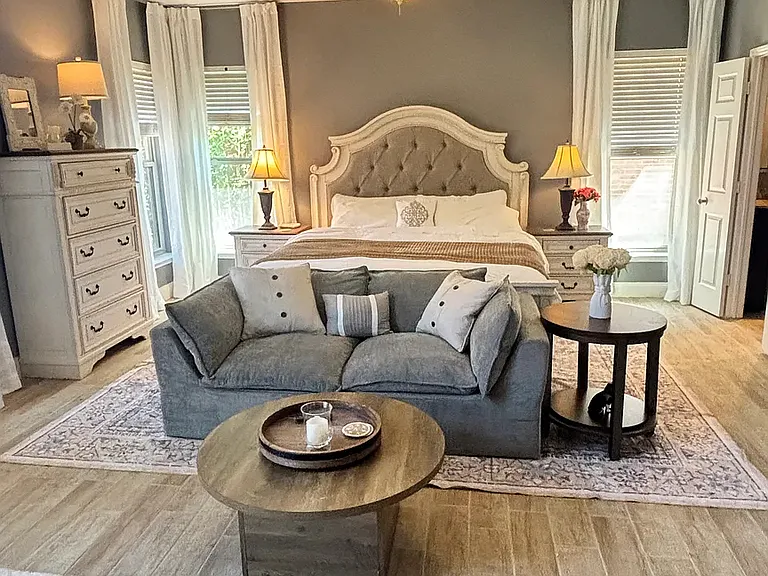 1740 Forest Glen Dr — Photo 13