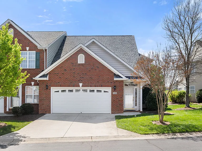 4488 Piedmont Trace Dr — Photo 29