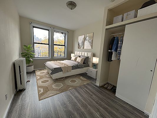4th image of 4011 25th Ave APT 7