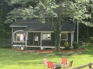 1051 Green Valley Dr, Ashland City, TN 37015