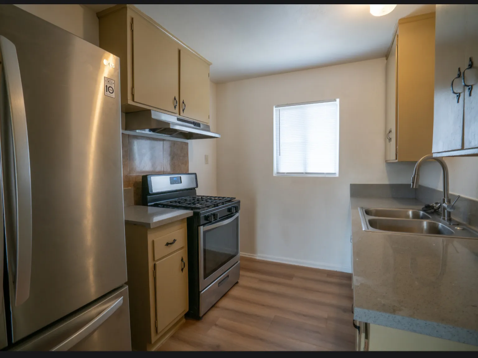 1 bed, 650 sqft, $1,950 — Photo 4